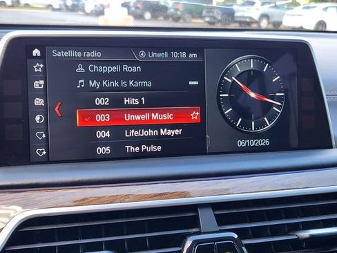 Used 2018 BMW 750i xDrive AWD/4WD image 17
