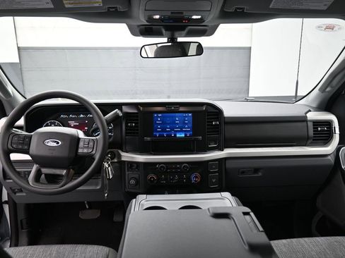 New 2026 Ford F350 XLT image 23