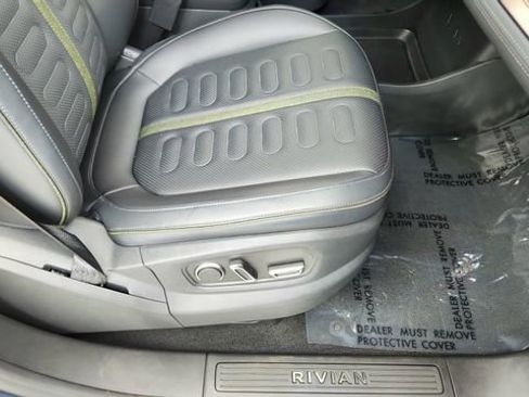 Used 2025 Rivian R1S Adventure image 23