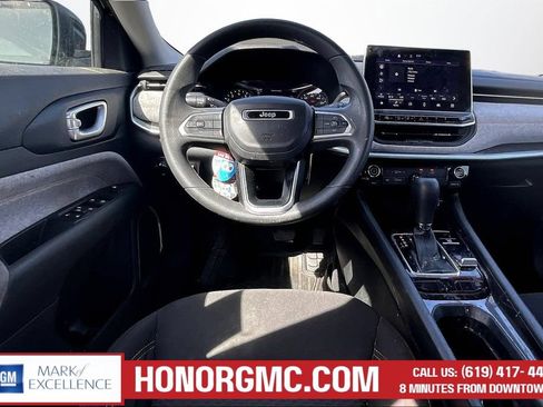 Used 2022 Jeep Compass Sport AWD/4WD image 8