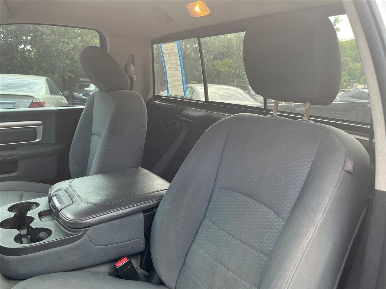 Used 2013 RAM 1500 Classic SLT RWD image 16