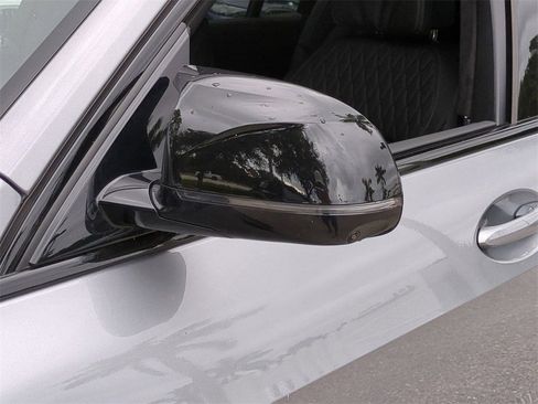 New 2026 BMW X7 M60i image 11