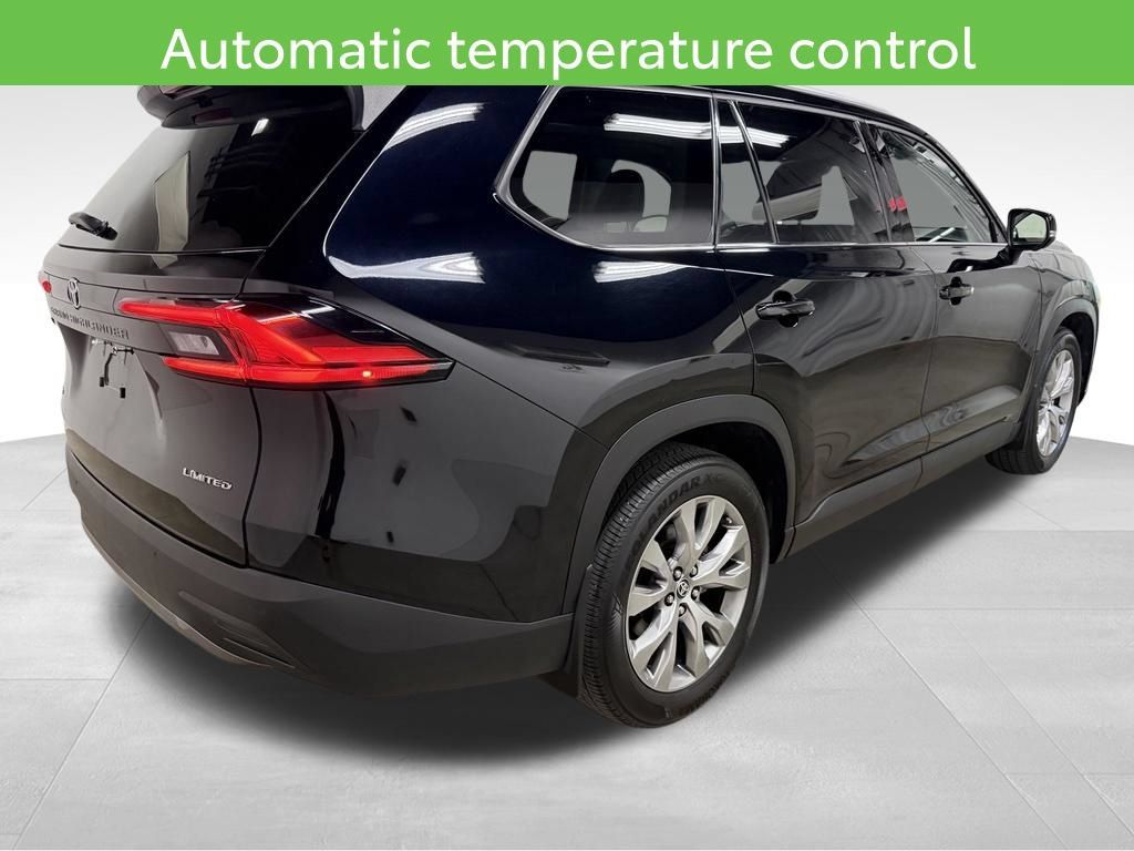 Used 2024 Toyota Grand Highlander AWD image 9