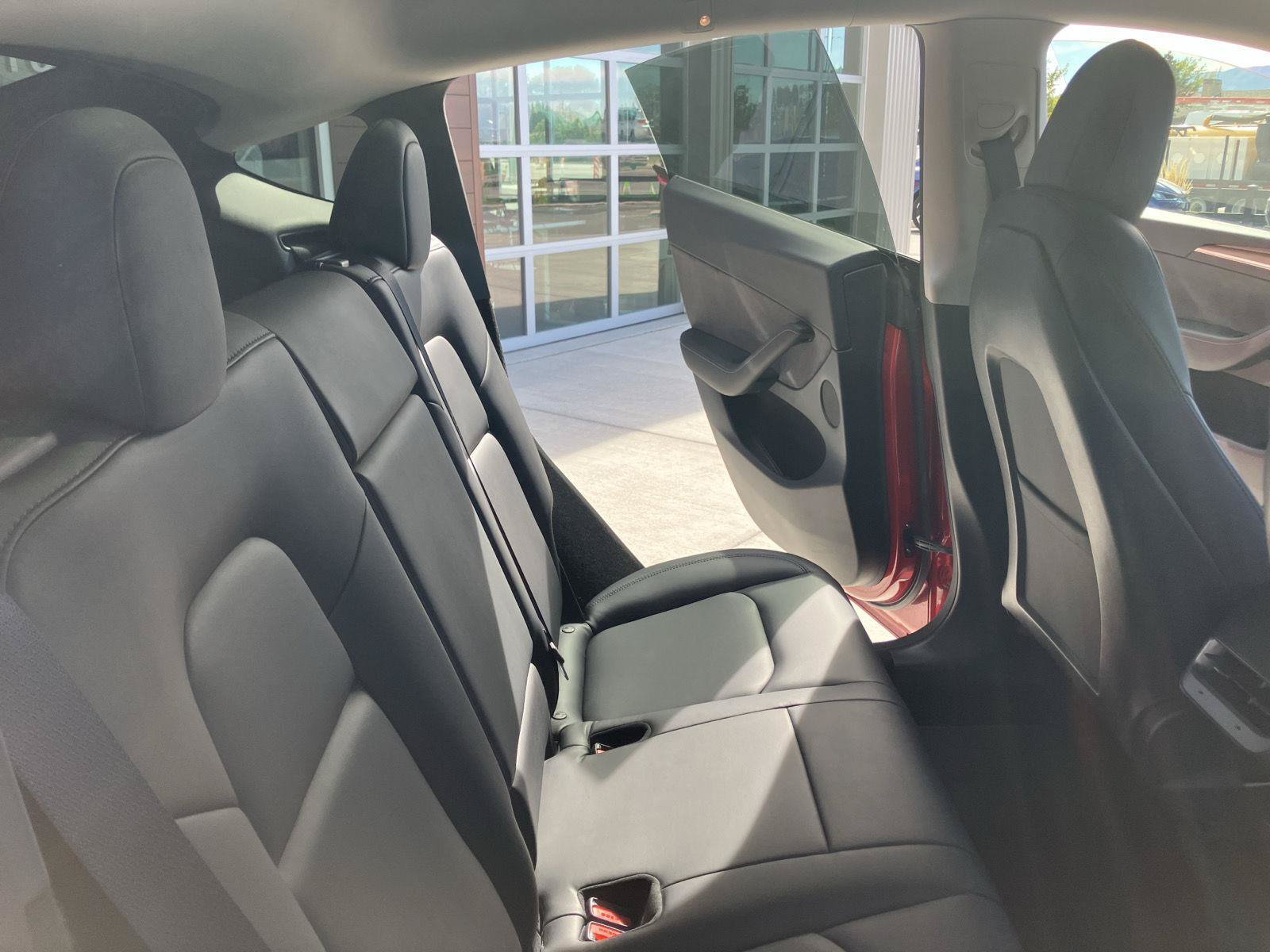 Used 2023 Tesla Model Y Long Range AWD/4WD image 19