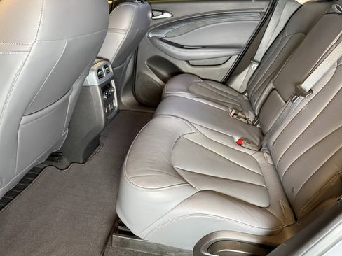 Used 2019 Buick Envision Essence image 20