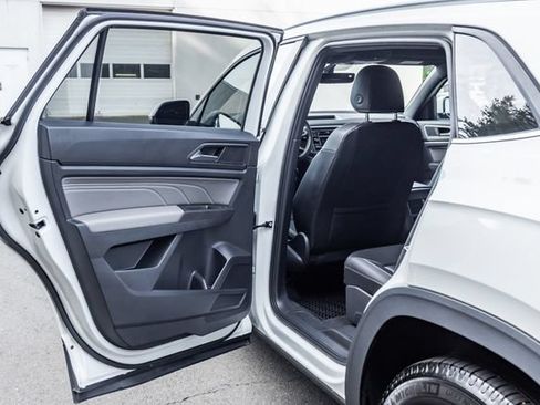 Used 2022 Volkswagen Atlas Cross Sport SE AWD/4WD image 20