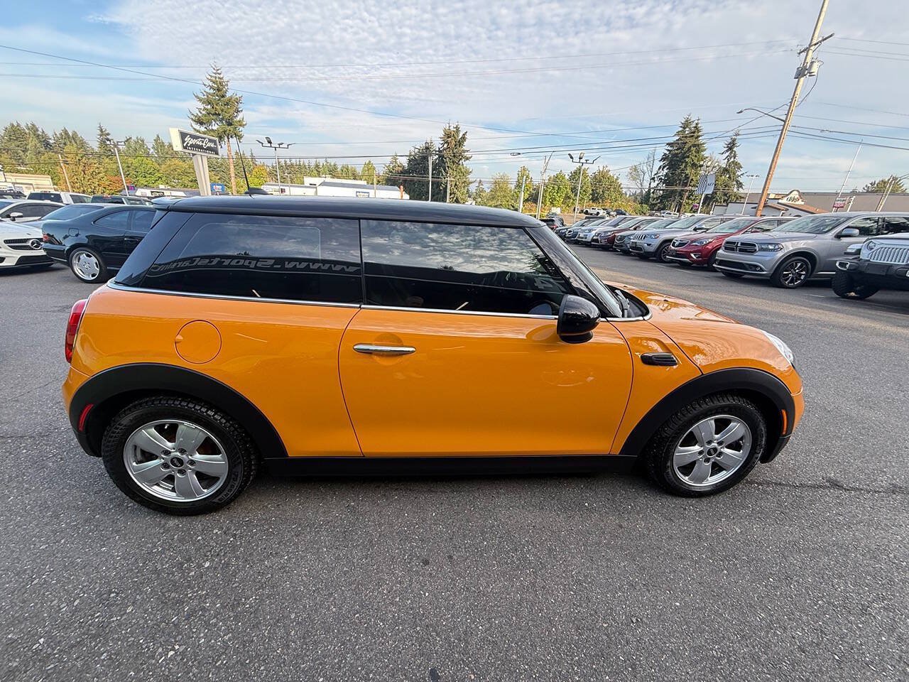 Used 2014 MINI Cooper 2-Door Hardtop FWD image 6