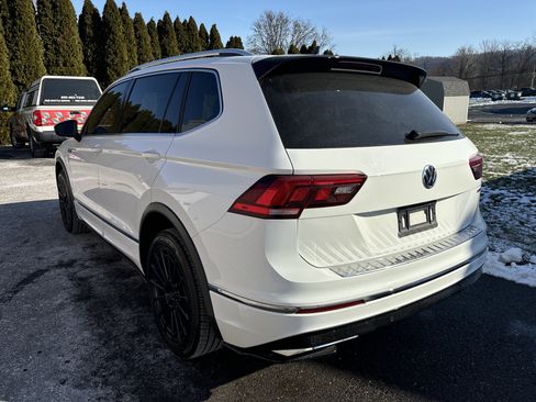 Used 2021 Volkswagen Tiguan SEL Premium R-Line image 6