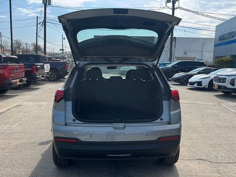 New 2027 Chevrolet Bolt LT w/ Comfort Package FWD image 11