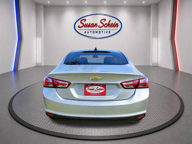 Used 2022 Chevrolet Malibu LT FWD image 5