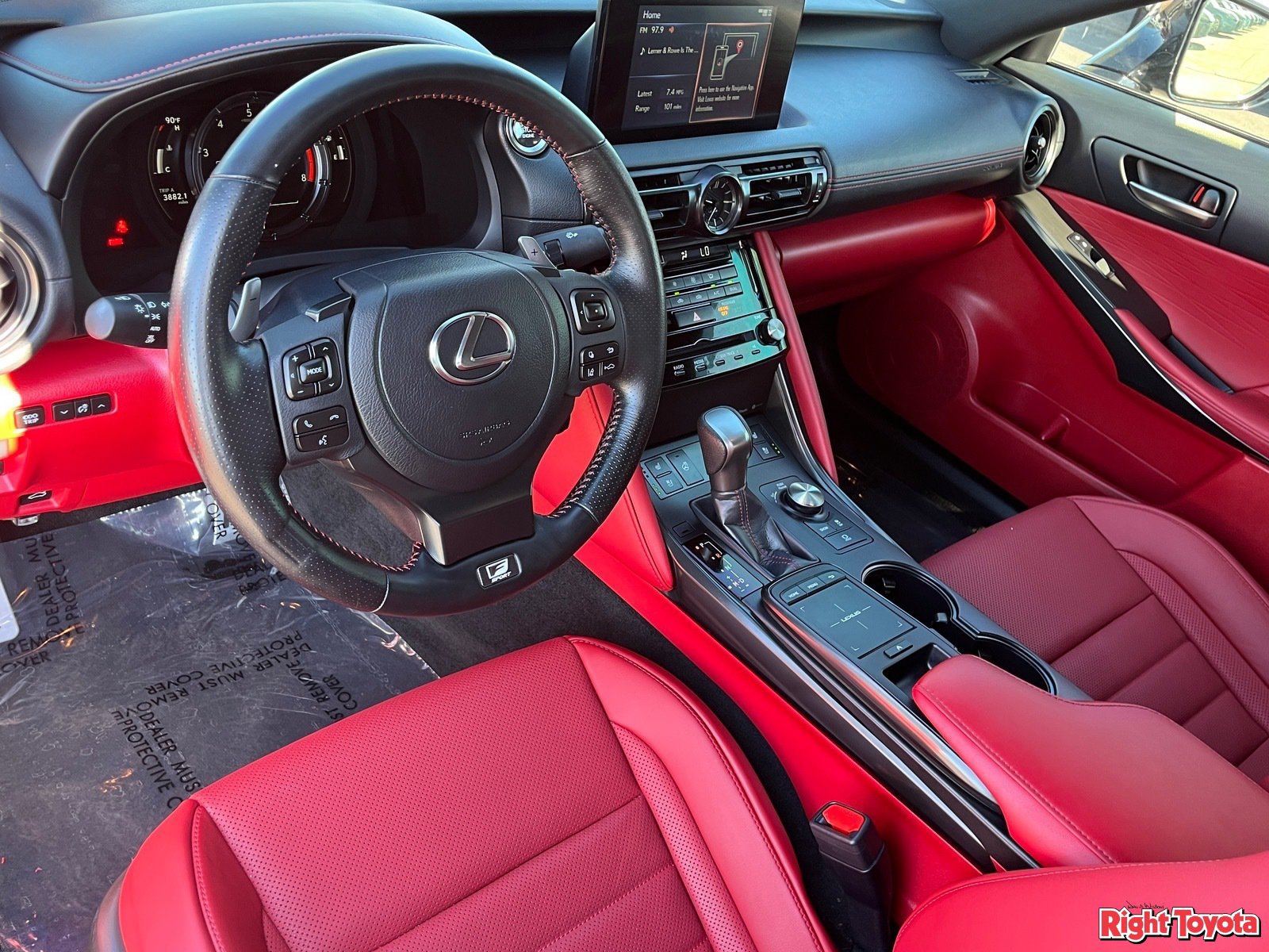 Used 2025 Lexus IS 350 F Sport RWD image 19