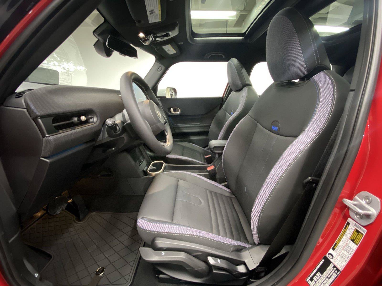 New 2026 MINI Cooper 4-Door Hardtop FWD image 17