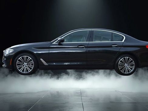 Used 2018 BMW 540i xDrive AWD/4WD image 9