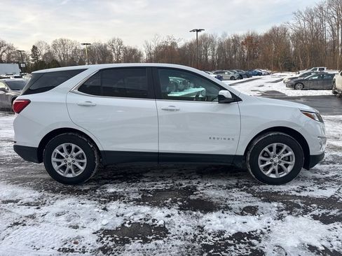 Certified 2021 Chevrolet Equinox LT image 2