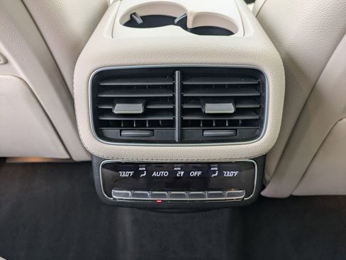 Used 2021 Mercedes-Benz GLS 580 4MATIC image 21