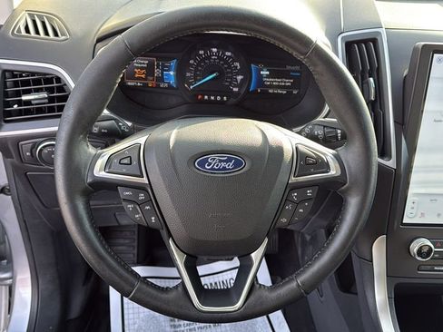 Used 2021 Ford Edge SEL w/ Convenience Package image 14