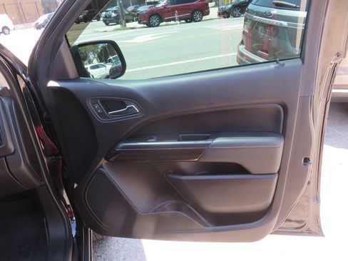 Used 2018 GMC Canyon SLE w/ Nightfall Edition AWD/4WD image 27