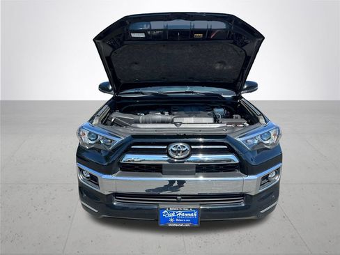 Used 2022 Toyota 4Runner Limited AWD/4WD image 4
