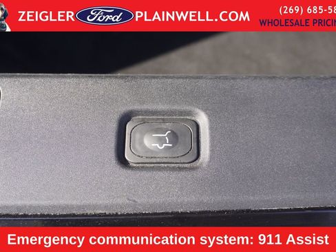 Used 2025 Ford Expedition Max Active image 11