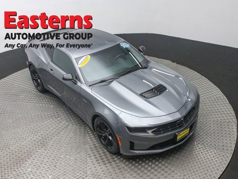 Used 2021 Chevrolet Camaro LT image 3