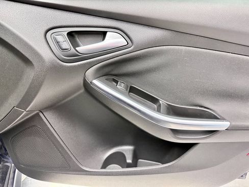 Used 2016 Ford Focus ST FWD image 16