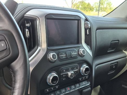 Used 2021 GMC Sierra 1500 SLT w/ SLT Premium Plus Package AWD/4WD image 8