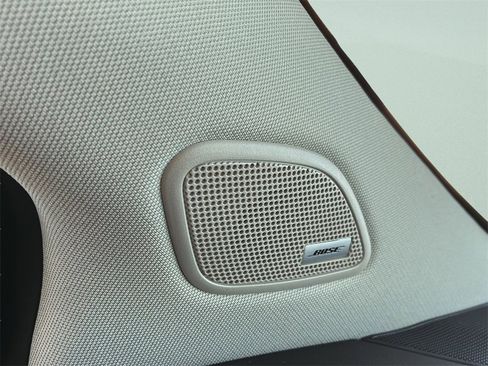 Used 2024 Nissan Murano SL image 32