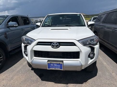 Used 2024 Toyota 4Runner TRD Off-Road Premium w/ Moonroof Package AWD/4WD image 2