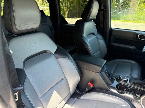 Used 2024 Ford Bronco Everglades AWD/4WD image 12