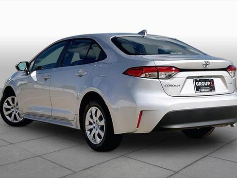 Used 2026 Toyota Corolla LE FWD image 12