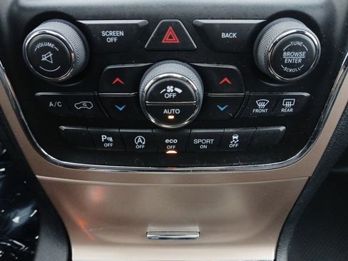 Used 2017 Jeep Grand Cherokee Limited w/ Luxury Group II image 10