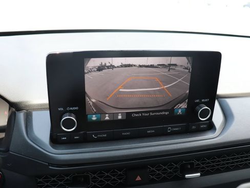 Used 2024 Honda Accord EX image 27