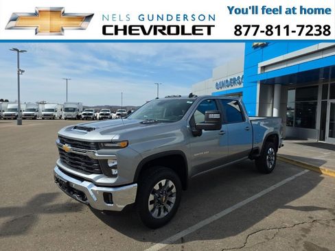 New 2026 Chevrolet Silverado 3500 LT AWD/4WD image 3