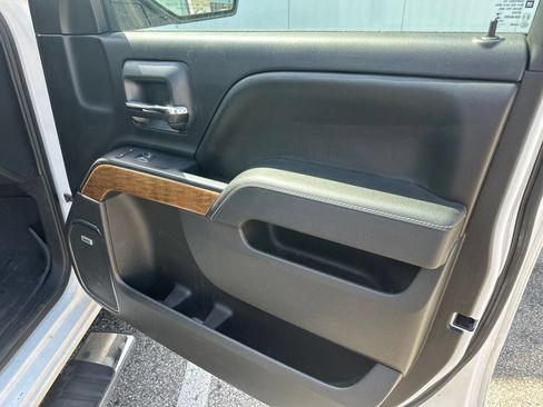 Used 2015 Chevrolet Silverado 1500 LTZ w/ LTZ Plus Package AWD/4WD image 23