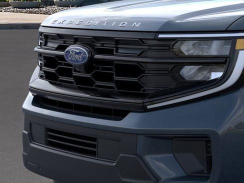 New 2026 Ford Expedition Max Active image 17