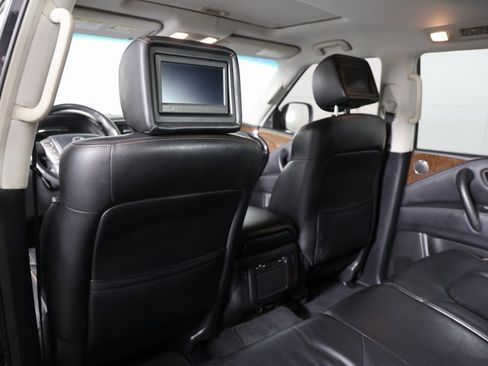 Used 2017 Nissan Armada Platinum w/ Interior Lighting Package image 11