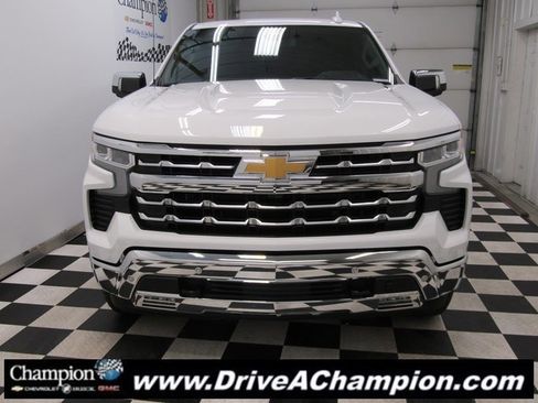 Certified 2025 Chevrolet Silverado 1500 LTZ image 2