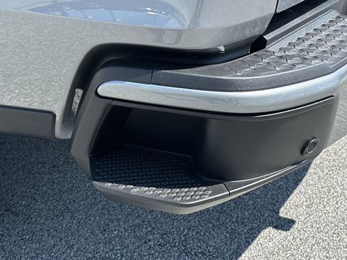 New 2026 GMC Canyon Elevation w/ Convenience Package image 32