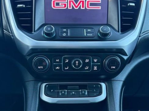 Used 2023 GMC Acadia SLE w/ Driver Convenience Package image 23