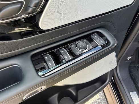 New 2025 Lincoln Aviator Reserve w/ Luxury Package image 25