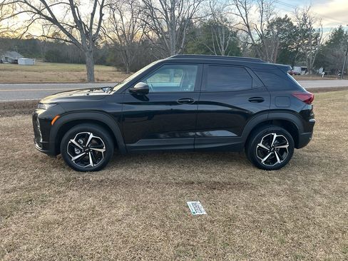 Used 2021 Chevrolet TrailBlazer RS w/ Sun and Liftgate Package image 8