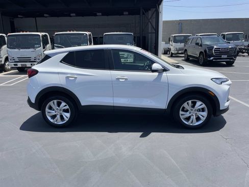 Used 2025 Buick Encore GX Preferred FWD image 4