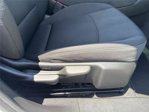 Used 2021 Chevrolet Malibu LT FWD image 35