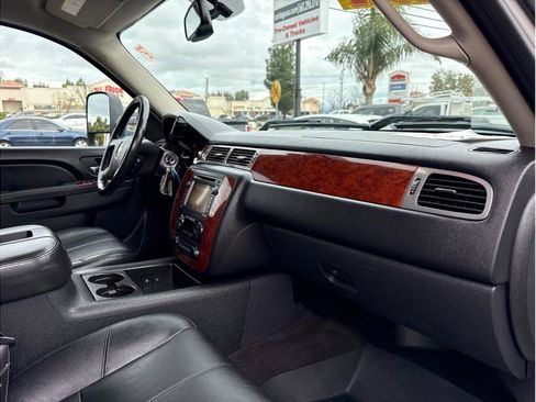 Used 2011 Chevrolet Silverado 3500 LTZ w/ Suspension Package, Off-Road image 15