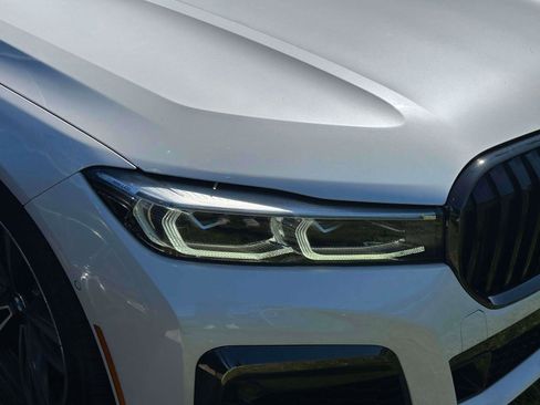 Used 2021 BMW 750i xDrive w/ Executive Package image 8