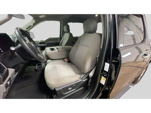 Used 2018 Ford F150 XLT w/ Equipment Group 301A Mid AWD/4WD image 12