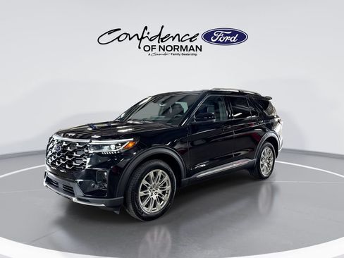 Used 2026 Ford Explorer Platinum AWD/4WD image 4
