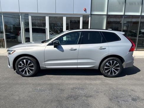 Certified 2025 Volvo XC60 B5 Plus AWD/4WD image 2