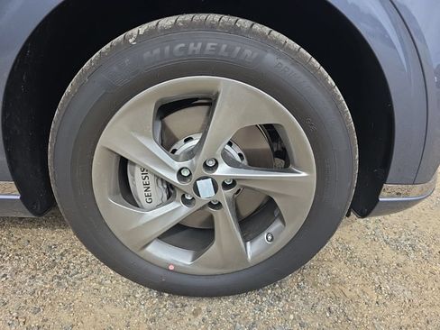 New 2027 Genesis GV70 2.5T AWD/4WD image 23