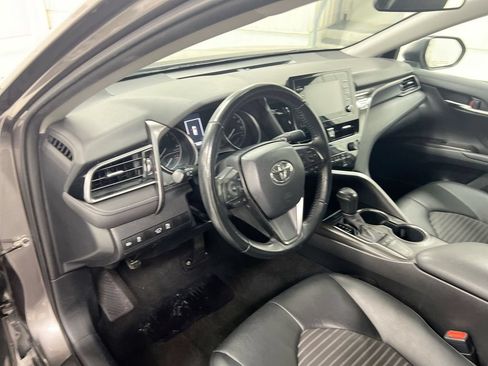 Used 2022 Toyota Camry SE FWD image 10